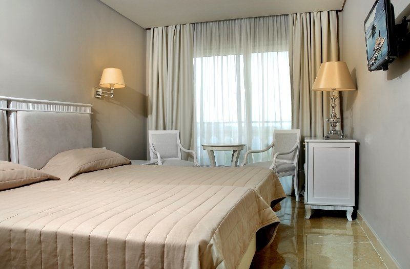 Mayor Mon Repos Palace - Adults Only Corfu  Eksteriør bilde